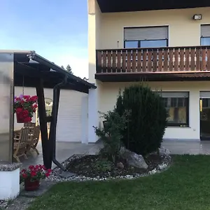  Privatunterkunft Natali